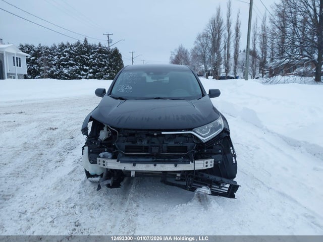 2HKRW2H23JH128759 Honda CR-V LX