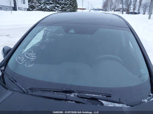 2HKRW2H23JH128759 Honda CR-V LX