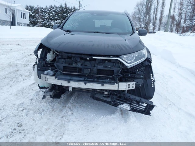 2HKRW2H23JH128759 Honda CR-V LX