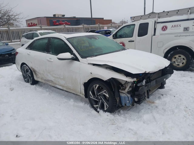 KMHLM4DG1SU868886 Hyundai Elantra Preferred W/tech Package