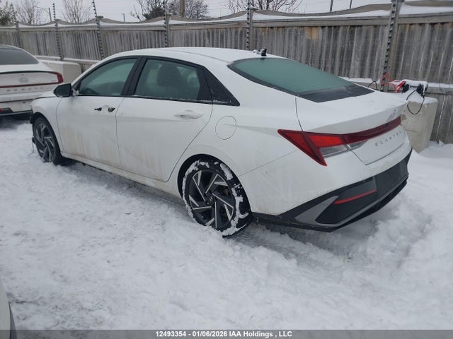 KMHLM4DG1SU868886 Hyundai Elantra Preferred W/tech Package