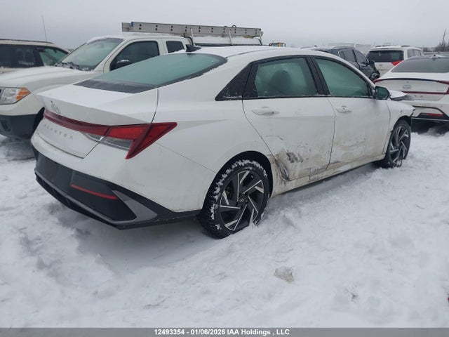 KMHLM4DG1SU868886 Hyundai Elantra Preferred W/tech Package