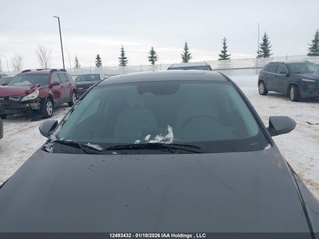KMHLN4DG4SU873450 Hyundai Elantra Luxury W/two-tone Interior
