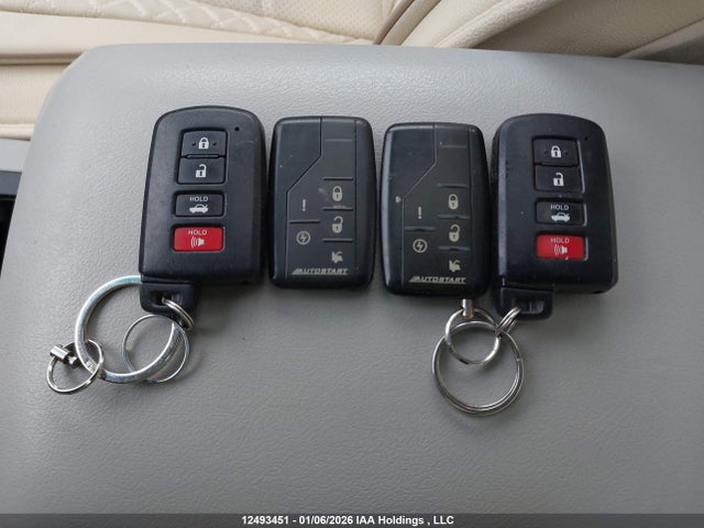 4T1BD1FK7EU122233 Toyota Camry Hybrid/le/xle