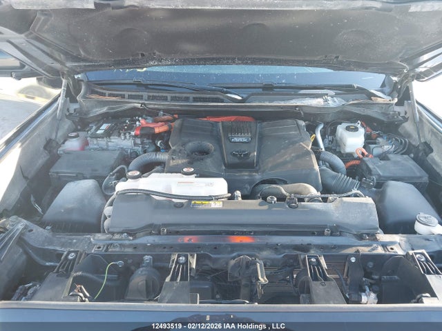 Toyota Sequoia 2023 7SVAAABA7PX002896 Image 10