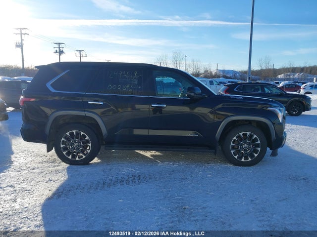 Toyota Sequoia 2023 7SVAAABA7PX002896 Image 13