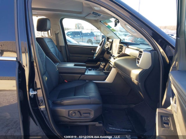 Toyota Sequoia 2023 7SVAAABA7PX002896 Image 5