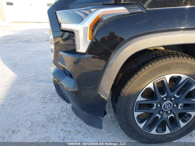 Toyota Sequoia 2023 7SVAAABA7PX002896 Image 6