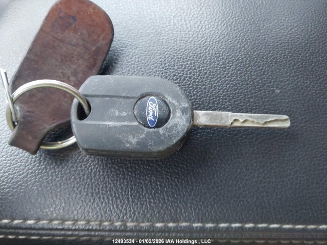 Ford ESCAPE SE 2017 1FMCU9G99HUC68751 Image 11