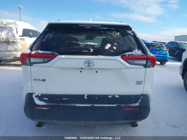 2T3R1RFV0MC255729 Toyota Rav4 Xle