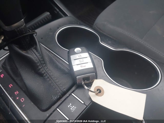 5XYPGDA30KG484288 KIA Sorento 2.4l Lx
