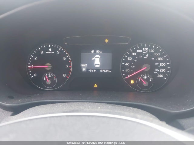 5XYPGDA30KG484288 KIA Sorento 2.4l Lx