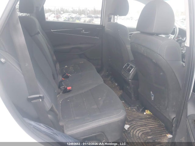 5XYPGDA30KG484288 KIA Sorento 2.4l Lx