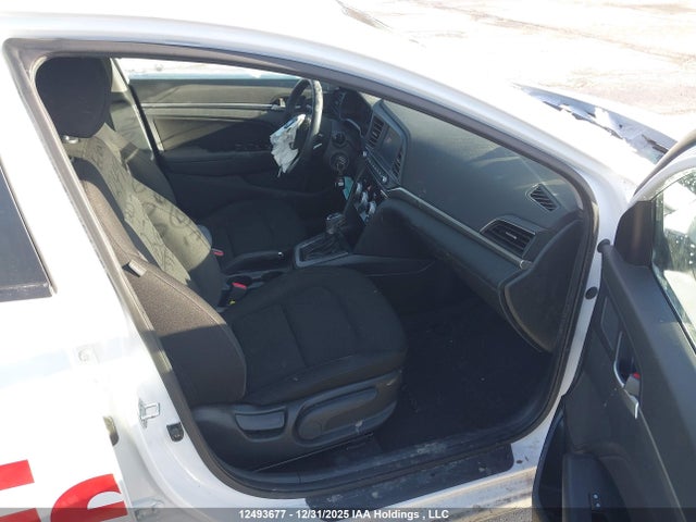 KMHD84LF0LU061200 Hyundai Elantra Preferred Auto Ivt