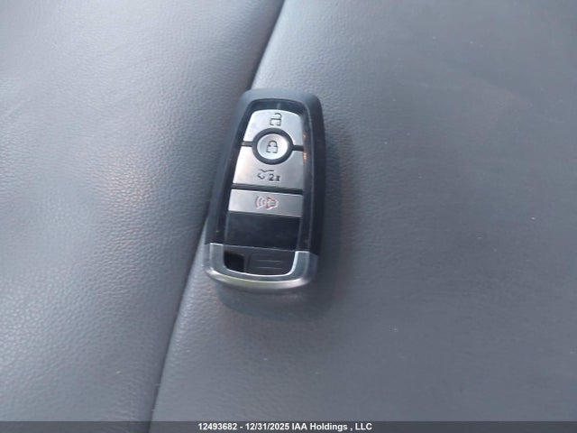 1FT6W3LU8SWG08390 Ford F-150 Lightning Flash