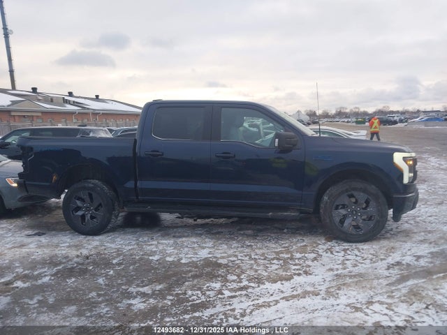 1FT6W3LU8SWG08390 Ford F-150 Lightning Flash