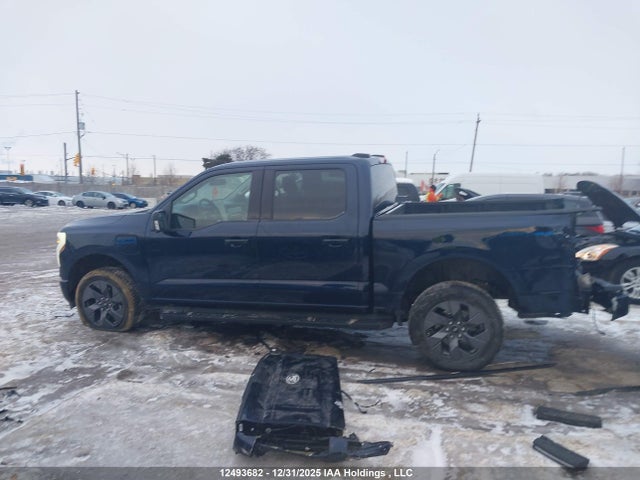 1FT6W3LU8SWG08390 Ford F-150 Lightning Flash