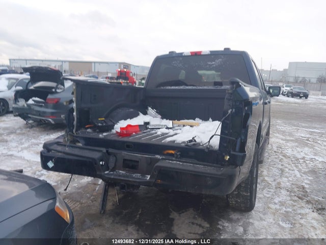 1FT6W3LU8SWG08390 Ford F-150 Lightning Flash