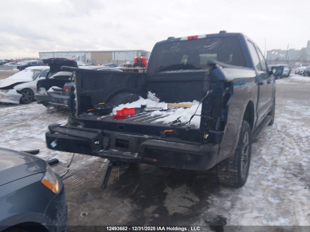 1FT6W3LU8SWG08390 Ford F-150 Lightning Flash