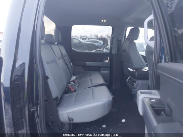 1FT6W3LU8SWG08390 Ford F-150 Lightning Flash