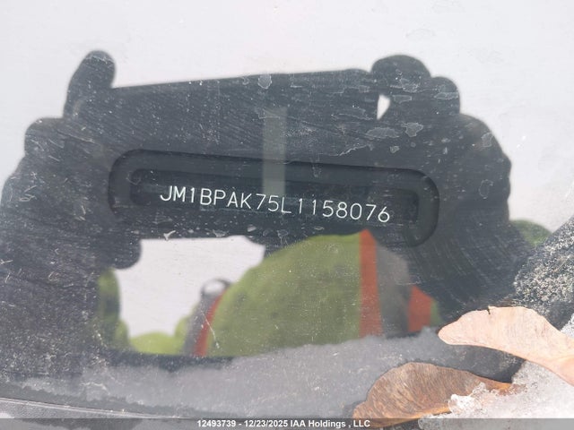 JM1BPAK75L1158076 Mazda 3 Gx