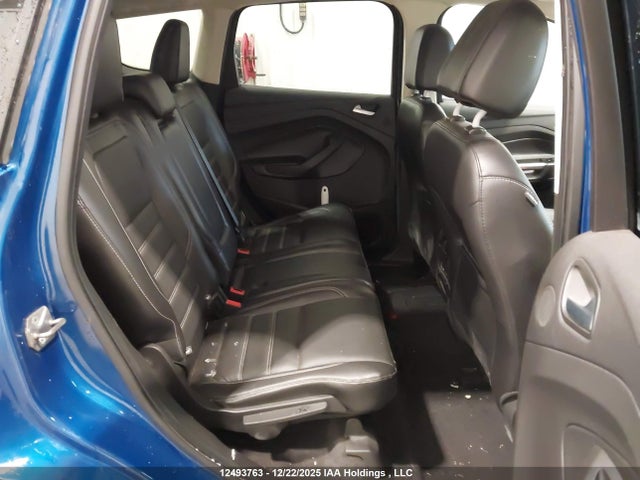 1FMCU9J94HUE11081 Ford Escape Titanium