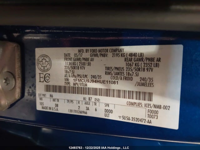 1FMCU9J94HUE11081 Ford Escape Titanium