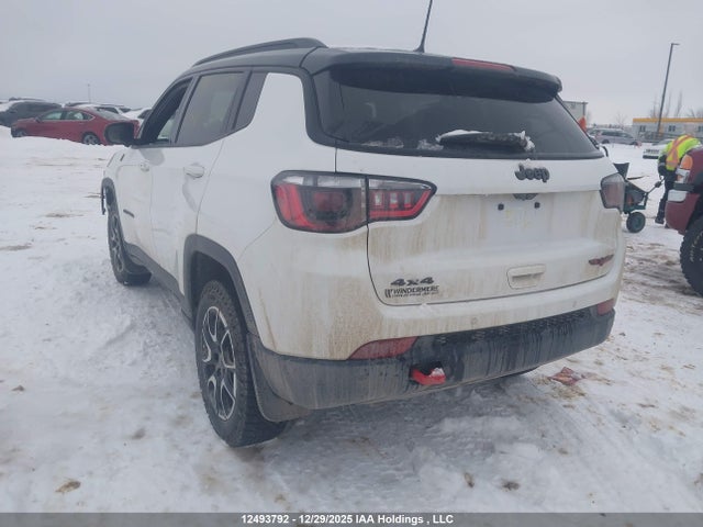 Jeep Compass Trailhawk 2025 3C4NJDDN3ST626809 Image 3