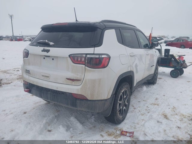 Jeep Compass Trailhawk 2025 3C4NJDDN3ST626809 Image 4