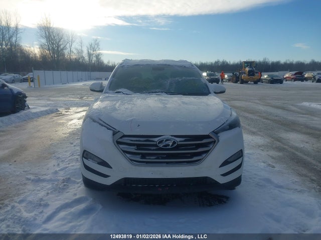 KM8J33A42JU793788 Hyundai Tucson Premium 2.0l