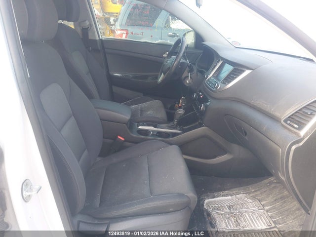KM8J33A42JU793788 Hyundai Tucson Premium 2.0l