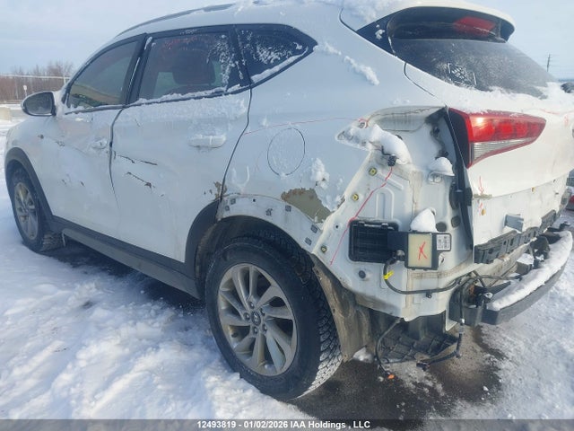KM8J33A42JU793788 Hyundai Tucson Premium 2.0l