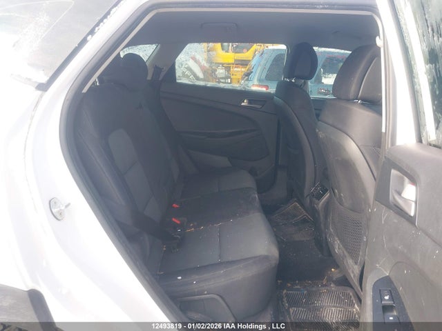 KM8J33A42JU793788 Hyundai Tucson Premium 2.0l