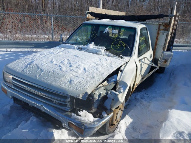 12493831 :رقم المزاد ، JT5VN94T6L0014050 vin ، 1990 Toyota Pickup Cab Chassis Super Long Wb مزاد بيع