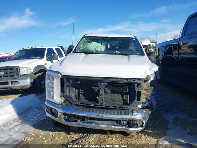 1FT8W3BNXREC05112 Ford F350 Super Duty