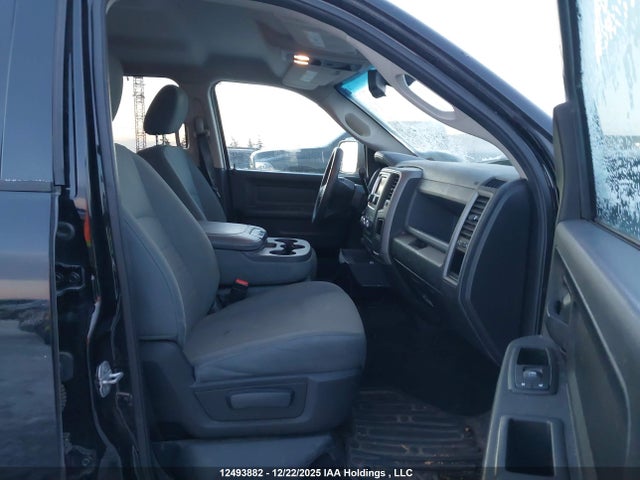 3C6RR7KT5EG330885 RAM 1500 St