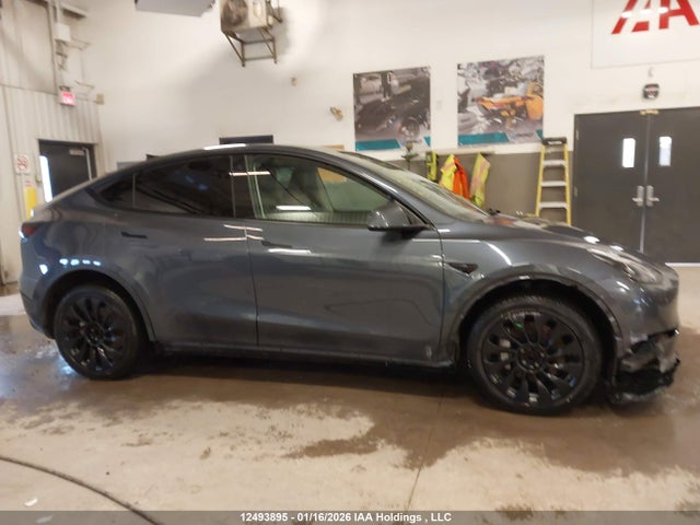 2023 Tesla Model Y Long Range მანქანა იყიდება აუქციონზე, vin: 7SAYGDEE1PF627007, აუქციონის ნომერი: 12493895