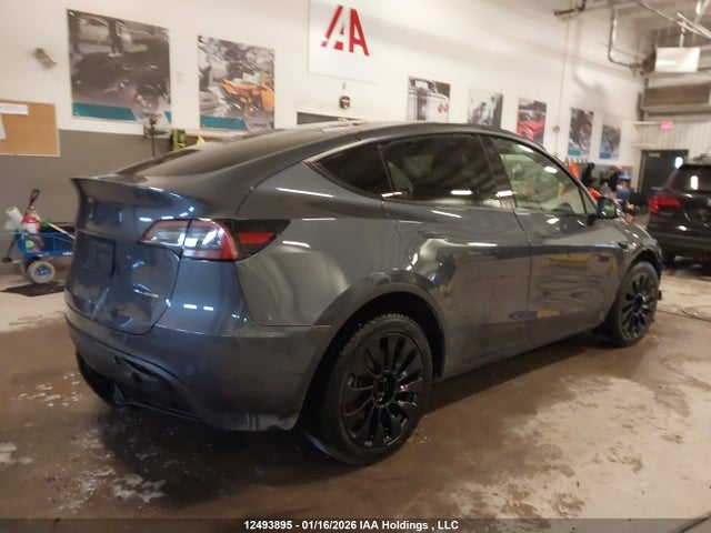 2023 Tesla Model Y Long Range მანქანა იყიდება აუქციონზე, vin: 7SAYGDEE1PF627007, აუქციონის ნომერი: 12493895