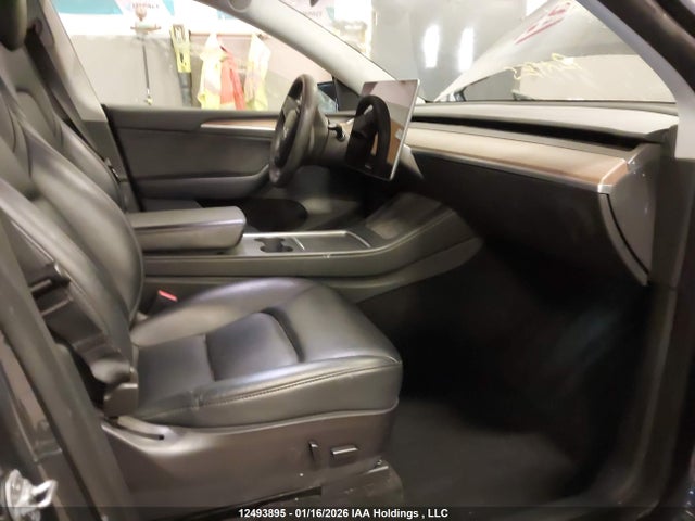 2023 Tesla Model Y Long Range მანქანა იყიდება აუქციონზე, vin: 7SAYGDEE1PF627007, აუქციონის ნომერი: 12493895