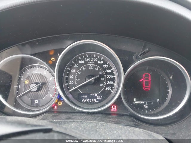JM1GJ1W57E1110615 Mazda Mazda6 Gt