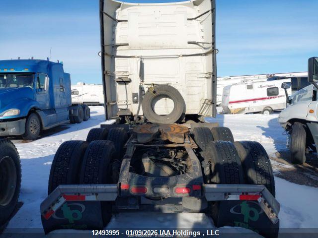 4V4NC9EH1LN222848 Volvo Volvo