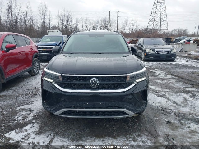 3VVGX7B22RM109413 Volkswagen Taos