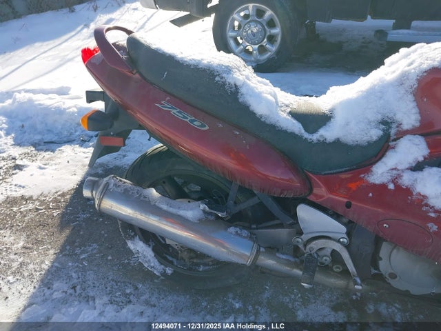 Aukcja sprzedaży 2000 Suzuki Gsx750 F, vin: JS1GR7GA7Y2101915, numer aukcji: 12494071