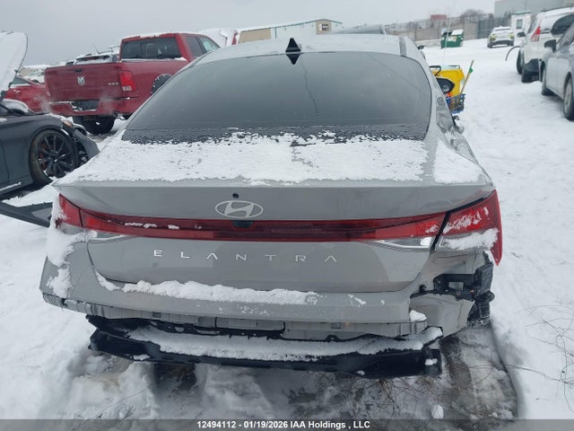 KMHLM4DG3SU904965 Hyundai Elantra Preferred W/tech Package