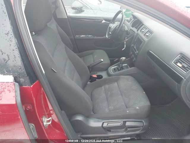 3VWD67AJ5GM396351 Volkswagen Jetta