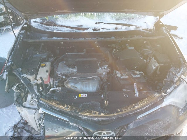 2018 Toyota Rav4 Le მანქანა იყიდება აუქციონზე, vin: 2T3BFREV0JW824898, აუქციონის ნომერი: 12494152