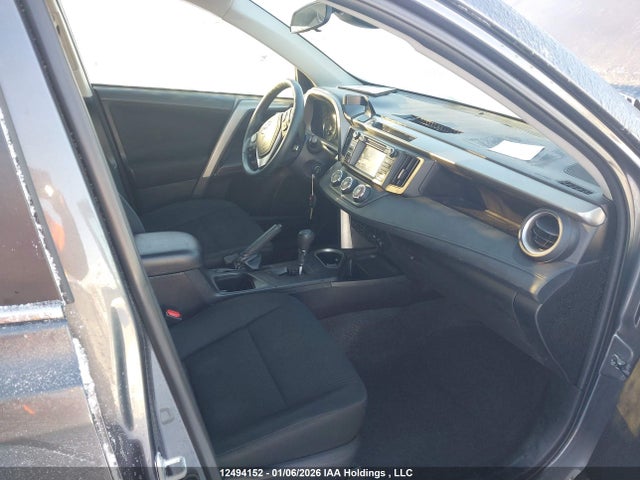 2018 Toyota Rav4 Le მანქანა იყიდება აუქციონზე, vin: 2T3BFREV0JW824898, აუქციონის ნომერი: 12494152