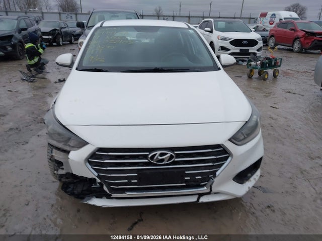 3KPC25A39KE052105 Hyundai Accent Se/sel