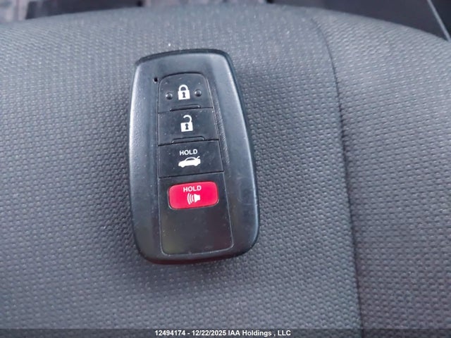 Продаж на аукціоні авто 2021 Toyota Corolla Le, vin: 5YFBPMBEXMP186517, номер лоту: 12494174