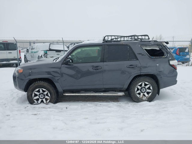 12494197 :رقم المزاد ، JTERU5JR3N6011161 vin ، 2022 Toyota 4runner Sr5 Premium/trd Sport/trd Off Road/trd Off Road Premium/trd Pro مزاد بيع